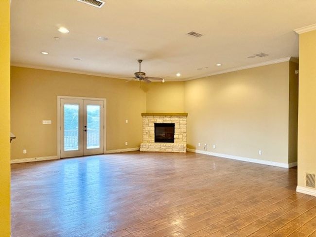 APT-203 - 107 Mockingbird Ln, Condo with 3 bedrooms, 2 bathrooms and 2 parking in Midland TX | Image 5