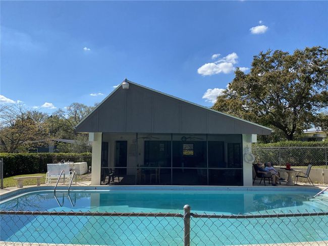 Pool House | Image 26