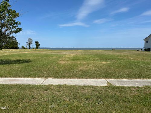 139 Colington Cir, Aydlett, NC, 27916-4500 | Card Image