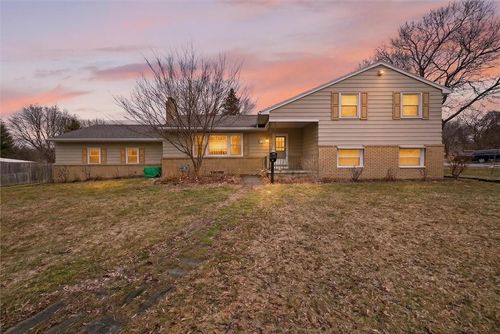 110 Dunrovin Lane, Brighton, NY, 14618 | Card Image
