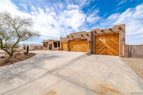 1821 Dion Dr, Lake Havasu City, AZ, 86404-1802 | Card Image