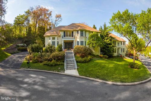 416 Spring Garden Ln, CONSHOHOCKEN, PA, 19428-2968 | Card Image