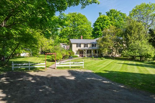 8219 River St, Elizabethtown, NY, 12932-2204 | Card Image
