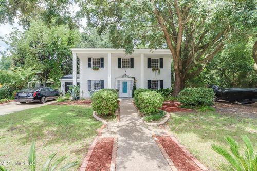 2512 Randall Dr, Biloxi, MS, 39531-2817 | Card Image