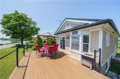 751 Lakeshore Rd, Selkirk, ON, N0A1P0 | Card Image