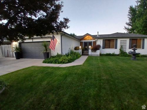 1584 E Petunia Way, Sandy, UT, 84092-3603 | Card Image