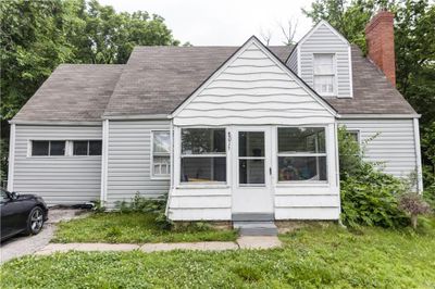 8013 Virginia Avenue, House other with 3 bedrooms, 1 bathrooms and null parking in Kansas City MO | Image 1