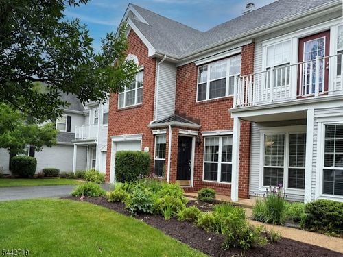 305 Amberleigh Dr, Pennington, NJ, 08534-1961 | Card Image