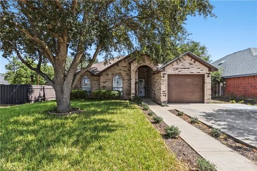 210 W 18th St, San Juan, TX, 78589-9772 | Card Image