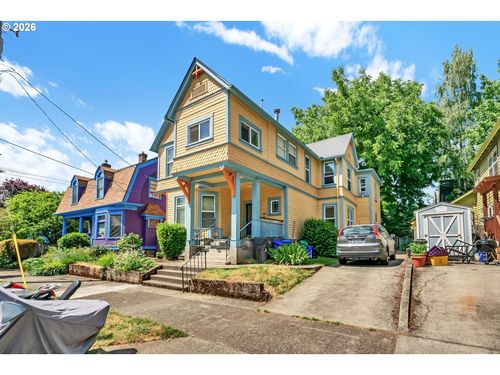 1925 Se Alder St, Portland, OR, 97214-3070 | Card Image