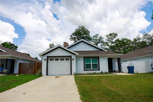 5112 Pacific Ave, WEEKI WACHEE, FL, 34607-4422 | Card Image