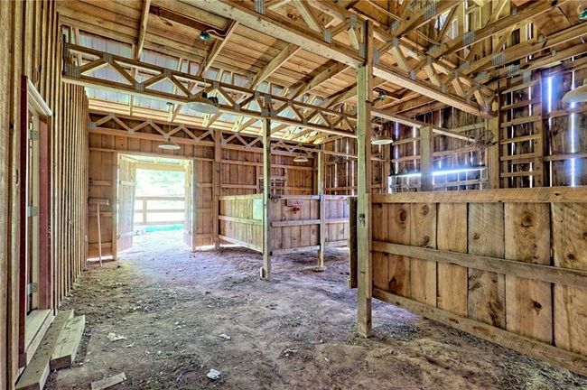 1096 Sutton Mill Rd, House other with 3 bedrooms, 2 bathrooms and 9 parking in Clarkesville GA | Image 70