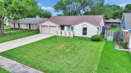 11814 Monticeto Ln, Meadows Place, TX, 77477-1717 | Card Image