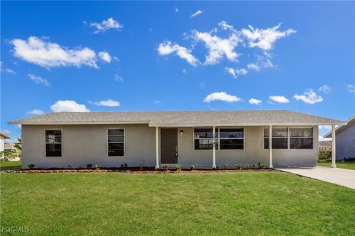 10745 Cocoatree Ct, LEHIGH ACRES, FL, 33936-7314 | Card Image