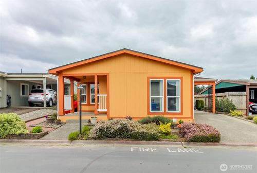 51-27470 149th Ave Se, Kent, WA, 98042-4355 | Card Image
