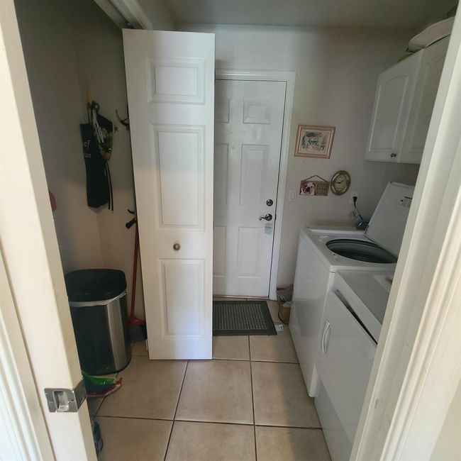 6374 Robinson St, House other with 2 bedrooms, 2 bathrooms and null parking in Jupiter FL | Image 11