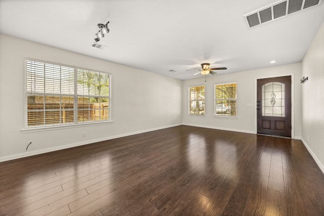 1322 Dove Haven Loop, House other with 4 bedrooms, 3 bathrooms and 4 parking in Cedar Park TX | Image 5