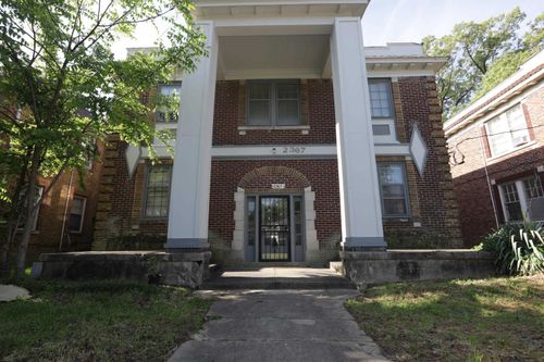 2-2367 Forest Ave, Memphis, TN, 38112-2534 | Card Image
