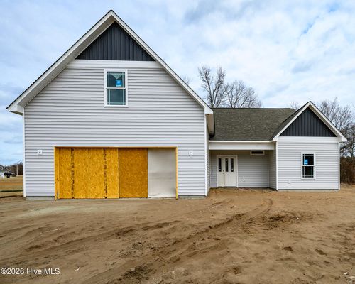 303 Ramonas Lake Ct, New Bern, NC, 28560-8964 | Card Image