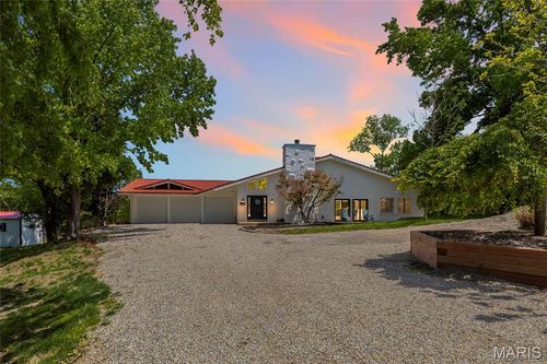 2900 Ossenfort Rd, Glencoe, MO, 63038-1718 | Card Image