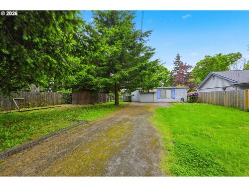 2580 Pioneer Pike, Eugene, OR, 97401-5516 | Card Image