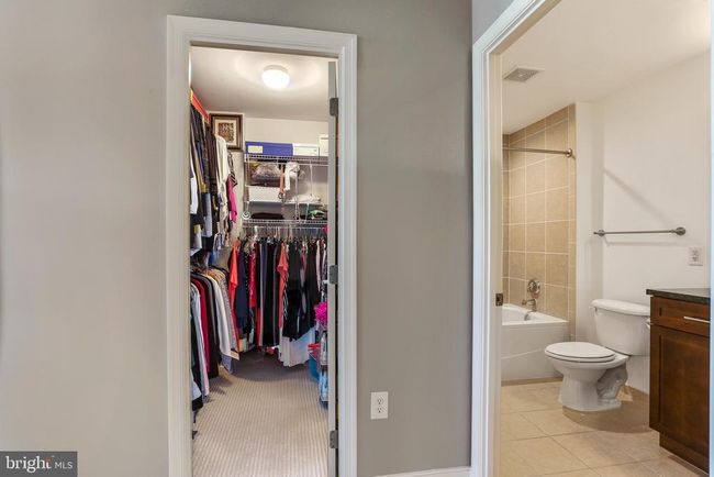 UNIT-903 - 155 Potomac Psge, Condo with 2 bedrooms, 2 bathrooms and null parking in OXON HILL MD | Image 34