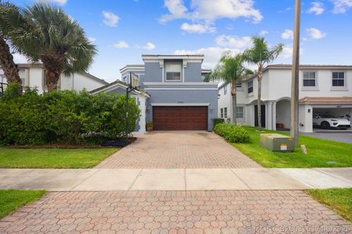 9049 Dupont Pl, Wellington, FL, 33414-6473 | Card Image
