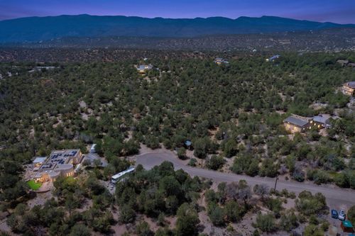 19 Mira Verde Ct, Tijeras, NM, 87059-7608 | Card Image