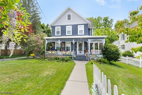 16 Sycamore St, Sussex, NJ, 07461-2528 | Card Image