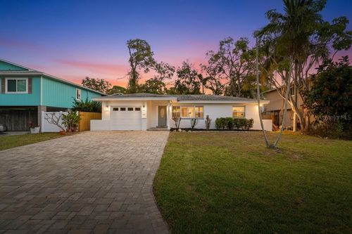 309 84th Ave Ne, St Petersburg, FL, 33702-3837 | Card Image