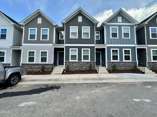 685 Mirkwood Ave, Apex, NC, 27523-6219 | Card Image