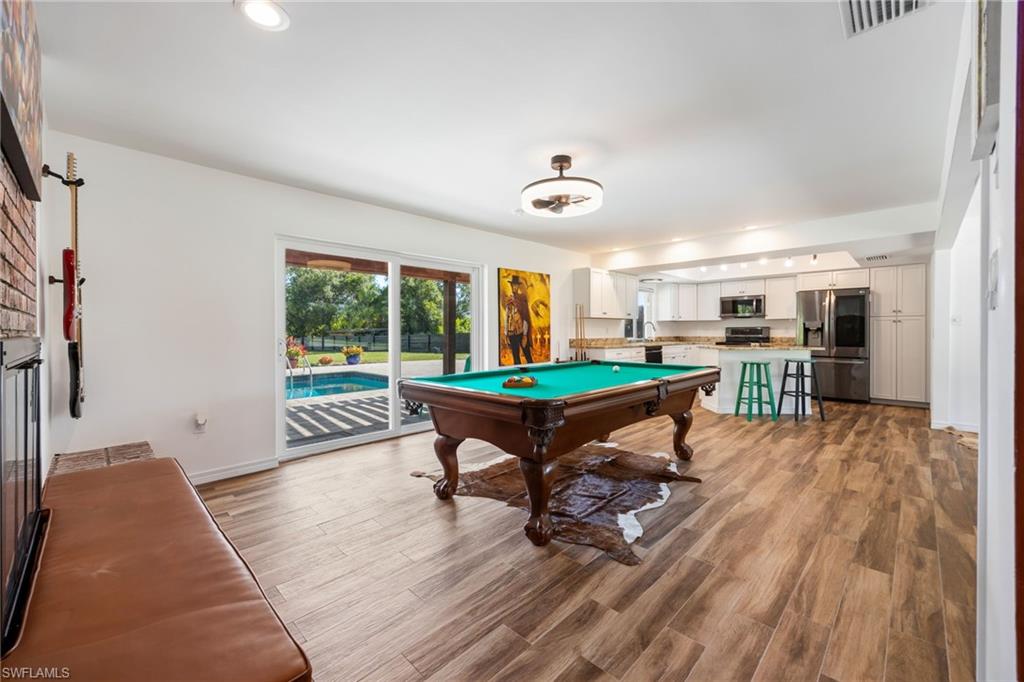 Residential in PUNTA GORDA 5