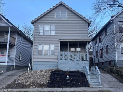 3231 W 121st St, Cleveland, OH, 44111-1722 | Card Image