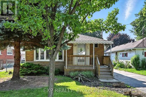 29 W 21st St, Hamilton, ON, L9C4M3 | Card Image