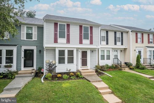 7954 Millstream Ct, ELKRIDGE, MD, 21075-6116 | Card Image