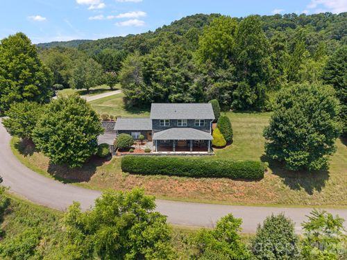 195 Oak Ln, Mars Hill, NC, 28754-9515 | Card Image