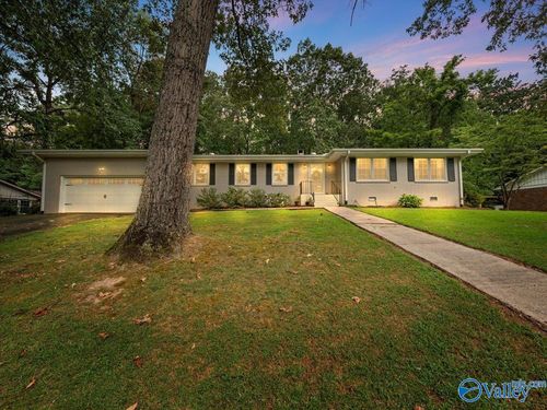 3424 Creek Cir, Guntersville, AL, 35976-2704 | Card Image