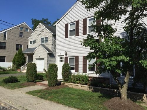21 Cobb Pl, Morristown, NJ, 07960-5007 | Card Image
