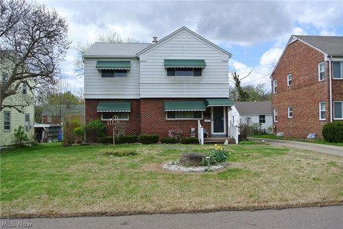 86 & 88 Greencrest Terrace, Akron, OH, 44313 | Card Image