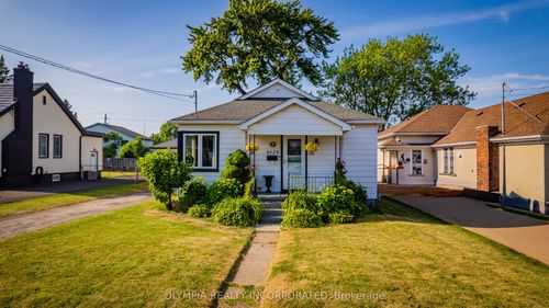 6129 Keith St, Niagara Falls, ON, L2J1K1 | Card Image