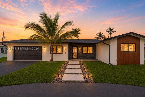 5718 Ne 15th Ave, Fort Lauderdale, FL, 33334-5921 | Card Image
