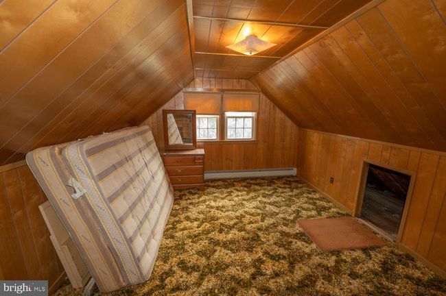 6112 Chestnut St, House other with 4 bedrooms, 1 bathrooms and null parking in Zionsville PA | Image 10