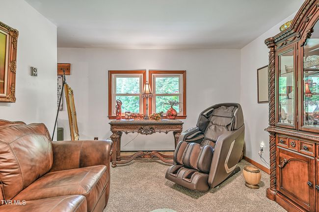 24483 Cave Creek Rd, House other with 5 bedrooms, 3 bathrooms and null parking in Abingdon VA | Image 11