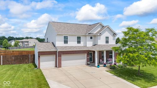 2337 Hanover Rd, Brownsburg, IN, 46112-7536 | Card Image