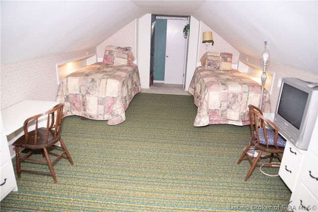 524 W Water St, Home with 3 bedrooms, 3 bathrooms and null parking in Paoli IN | Image 45