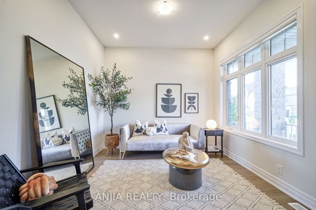 230 Yorkton Blvd, House other with 4 bedrooms, 5 bathrooms and 4 parking in Markham ON | Image 4