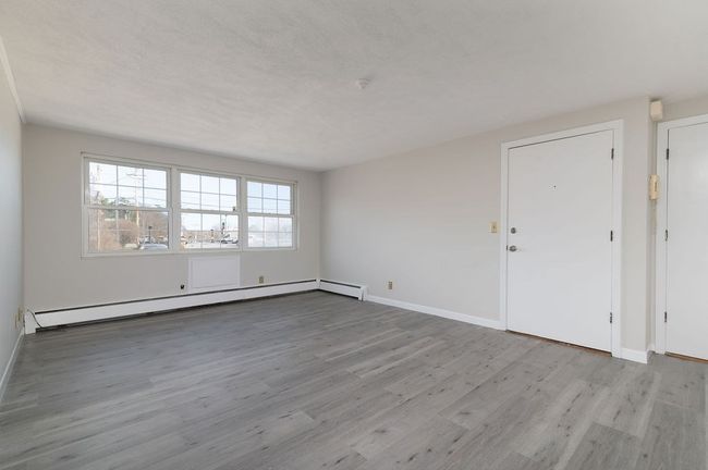 UNIT-10 - 1 Tara Dr, Condo with 1 bedrooms, 1 bathrooms and 1 parking in Weymouth MA | Image 5