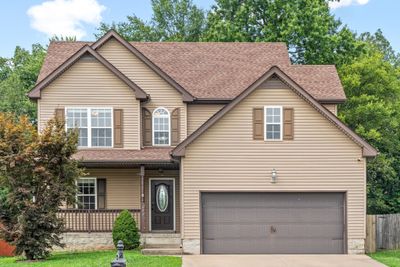 677 Sly Fox Dr, House other with 3 bedrooms, 2 bathrooms and 2 parking in Clarksville TN | Image 1