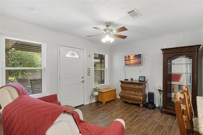5004 Colmesneil St, House other with 4 bedrooms, 3 bathrooms and 2 parking in Pearland TX | Image 27