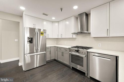 300-1225 King St, ALEXANDRIA, VA, 22314-2975 | Card Image